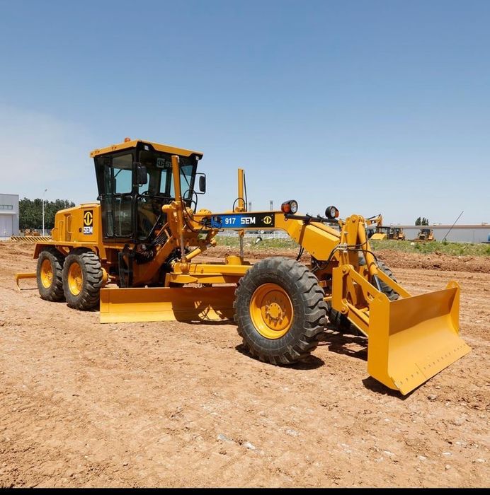 Грейдер в аренду.Автогрейдер