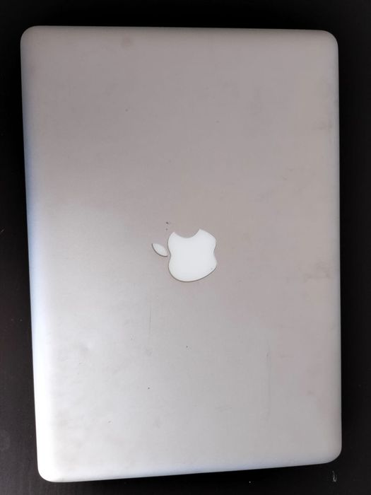 Apple MacBook Pro 13 (Mid 2012).