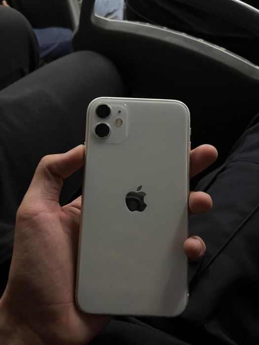 Iphone 11 белого цвета срочно