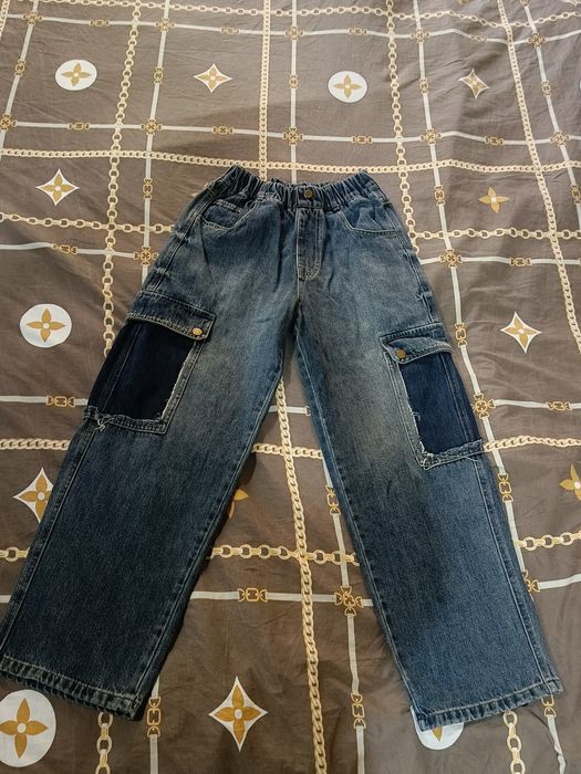 Костюм джинсы и кофта на мальчика 12 -13 лет