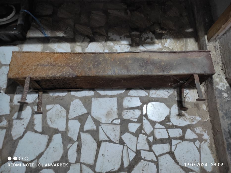 Шашлыцница-Мангал в отличном состоянии!