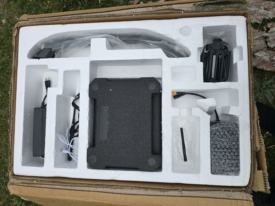 Лодка за захранка ГПС +СОНАР