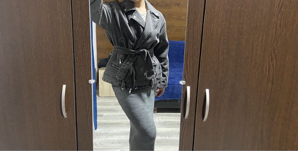 Джинсовая куртка бренда Zarina.