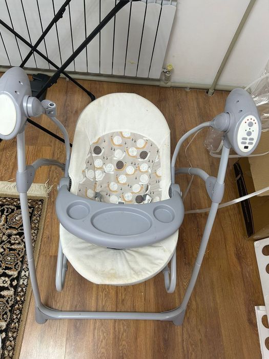 Качеля шезлонг лёгкая удобная