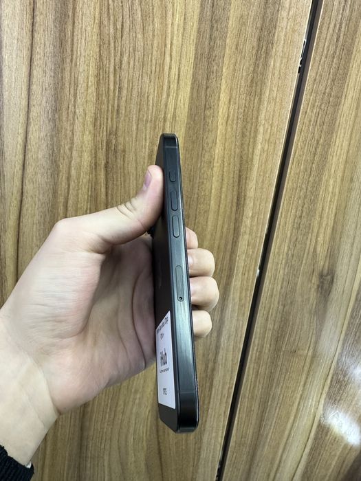 Iphone 16 pro black 128 gb 92%