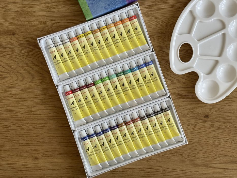 Чисто нов пълен комплект за рисуване Artina - четки, бои, статив