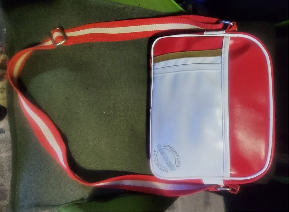 Rucsac din piele naturală, și geantă sport damă din piele ecologică