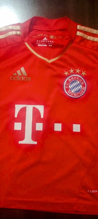 Adidas Bayern Munchen тениска на Мюлер сезон 2011/2012