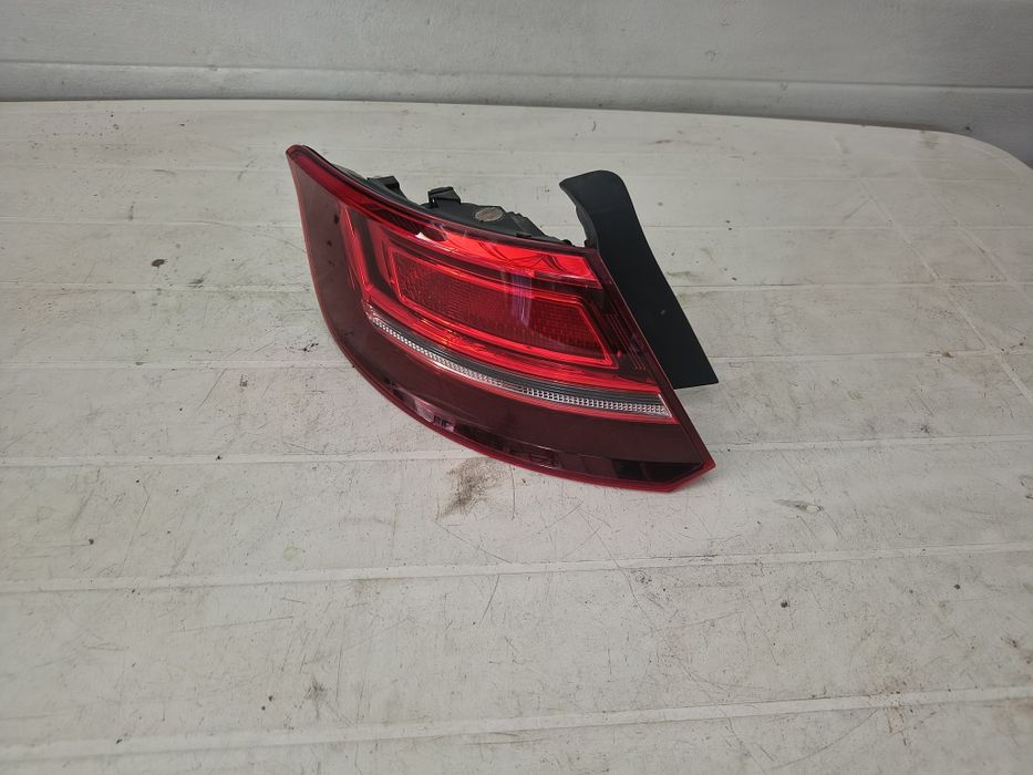Lampa stânga spate audi A3 cod 8V4945069