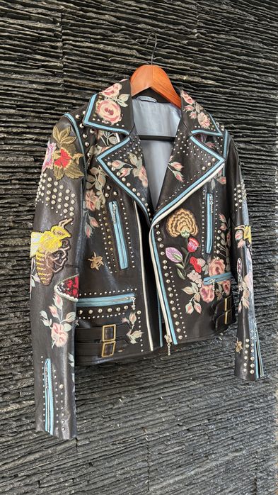 Дамско кожено яке