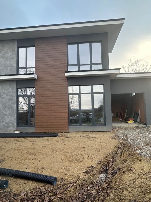 Продава се Къща в София, Овча купел 1 - 225 кв.м за 1445 €/кв.м - Снимка #1