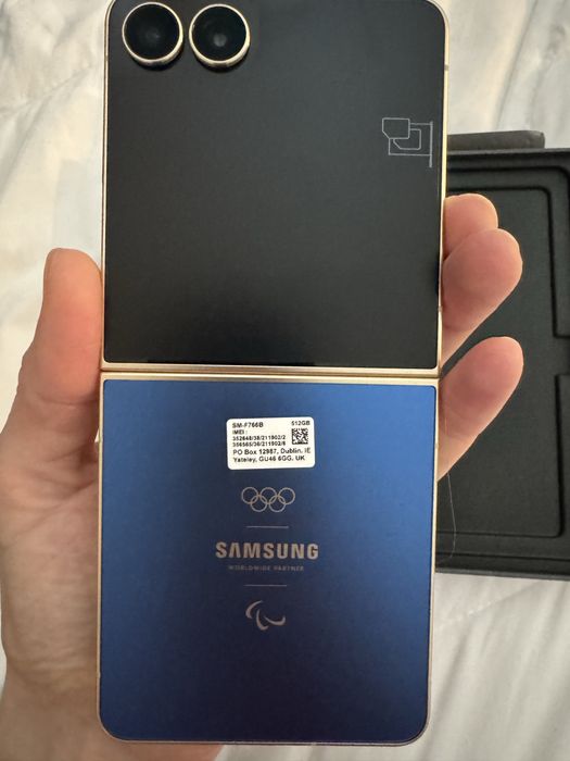 Продам Samsung Z Flip7