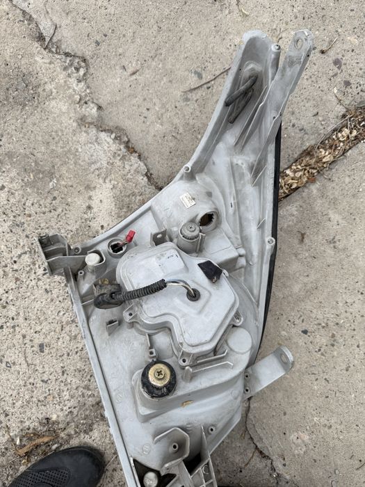 Фара комплект 120кузов тайота