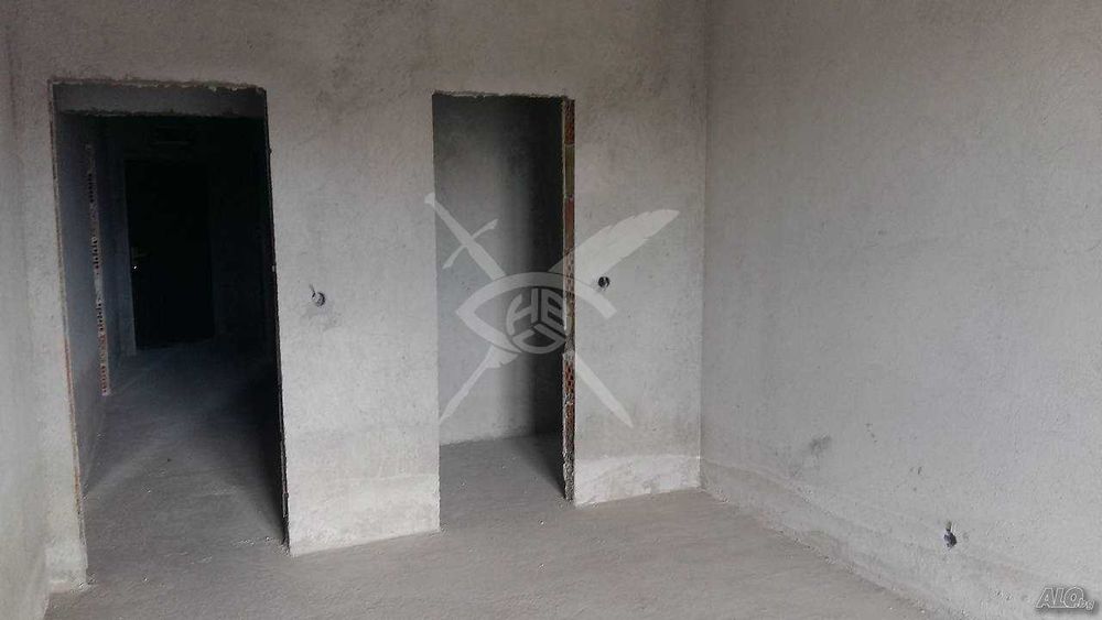 Тристаен апартамент в Меден рудник 36109