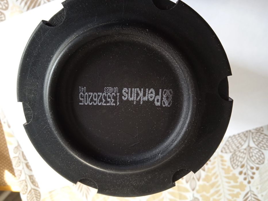 Воздушный фильтр для дизельного двигателя.