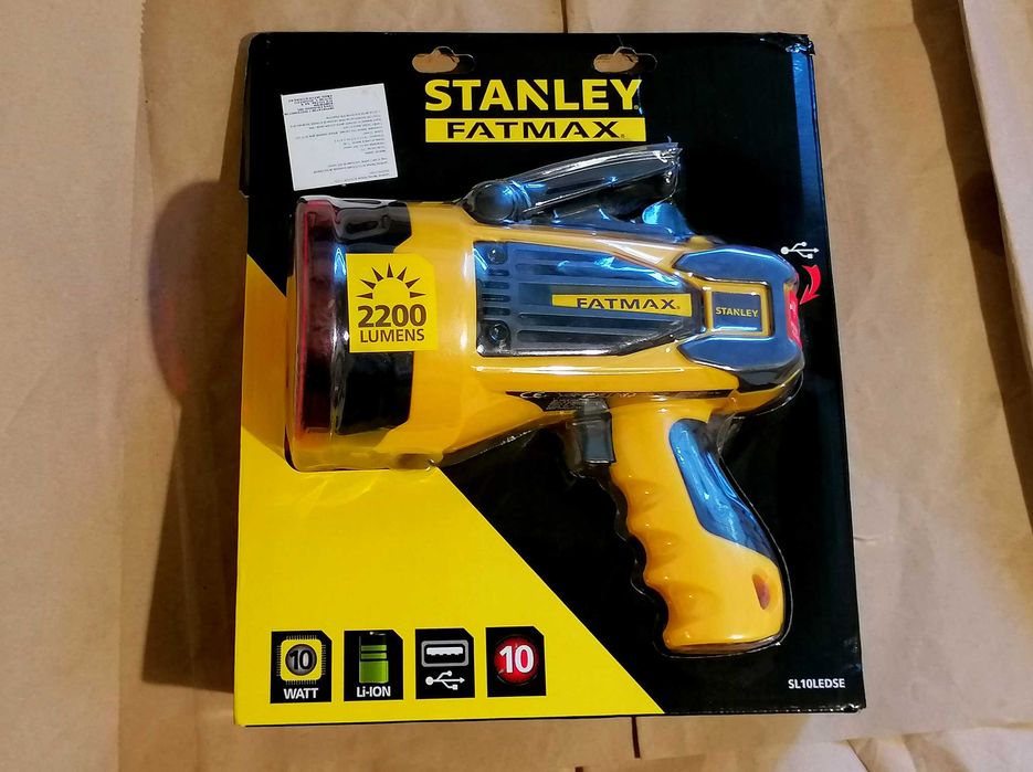 Lanterna LED reincarcabila Stanley FatMax,incarcare USB,12/220V,10W,2200 lm,noua,sigilata,garantie!