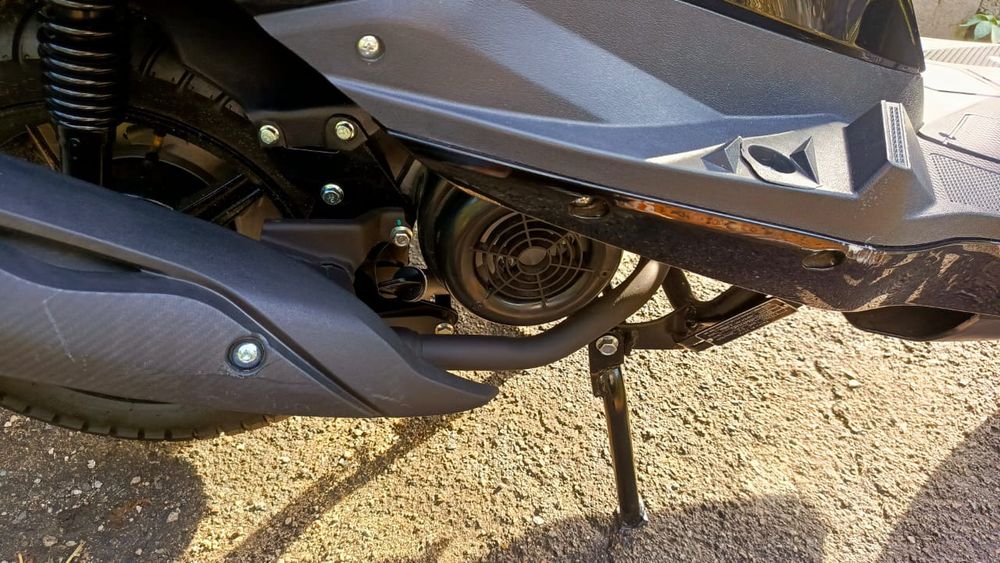 Продам макси скутер