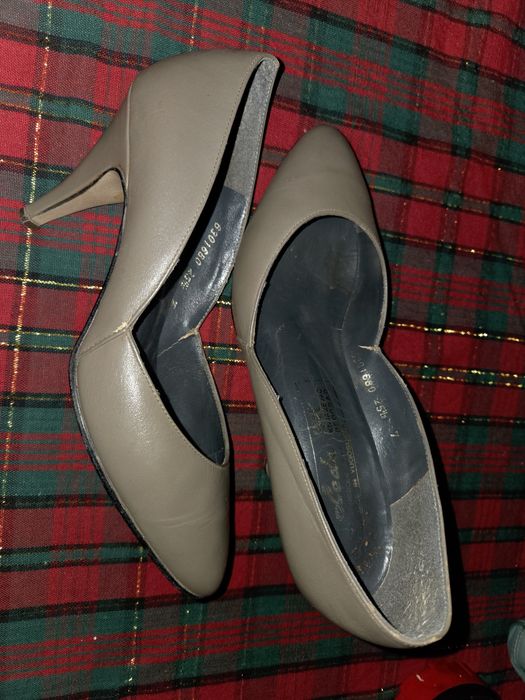 Туфли          женские