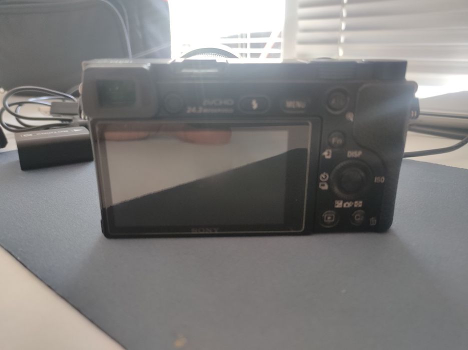 Фотоапарат SONY a 6000 комплект .Обектив SONY 55-210