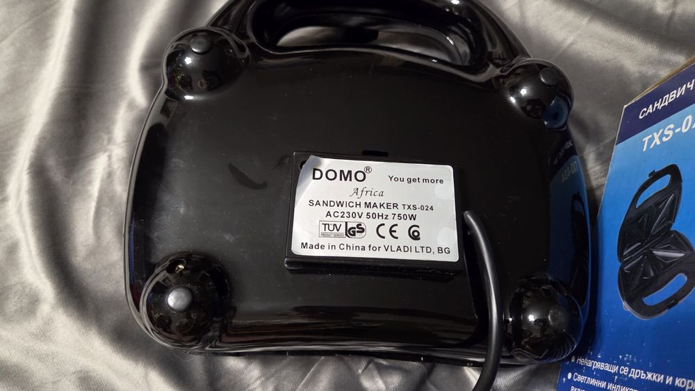 Нов гофретник  и изполван Сандвич тостер DOMO