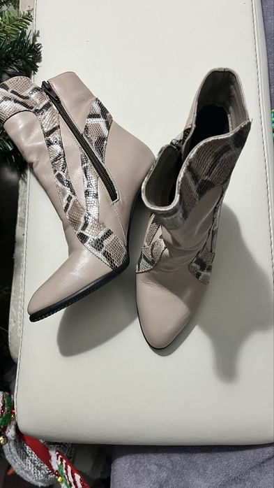 Botine blanite piele