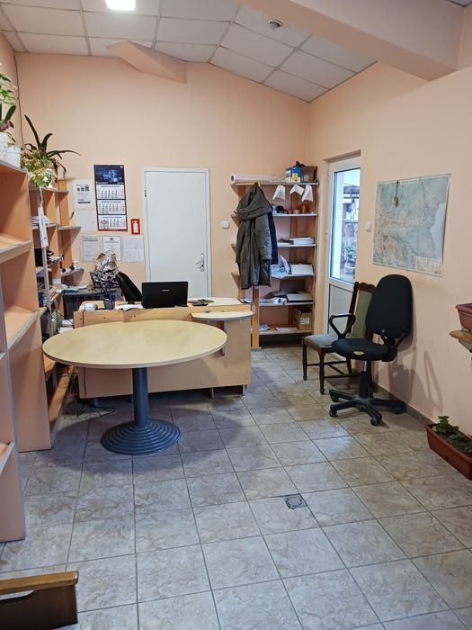Дава се под наем Офис в Силистра, Митница - 30 кв.м за 153 € - Снимка #1