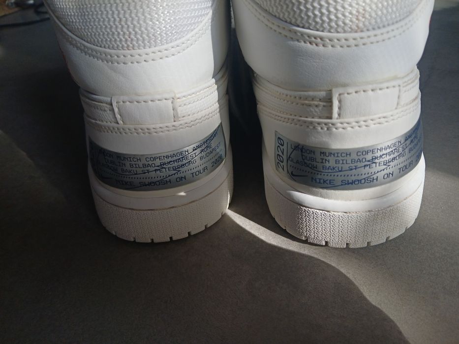 Nike Air Jordan 1 Mid SE
