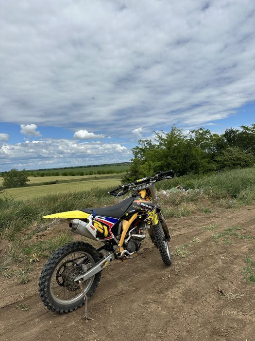 Suzuki RMZ 250 4t