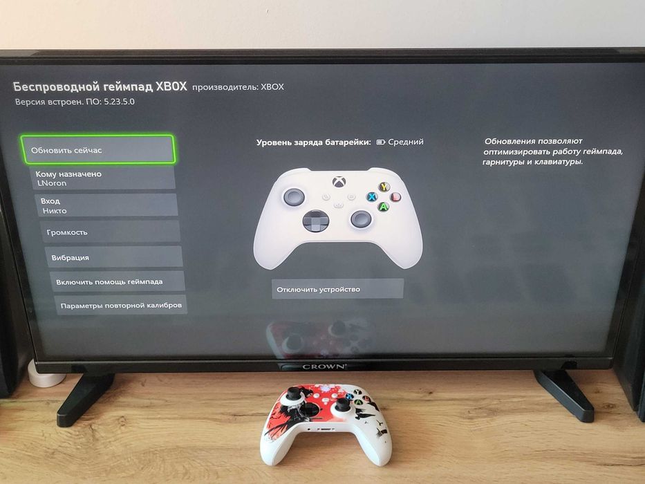 Продавам 2 броя геймпади за Xbox (дрифт на аналоговите стикове)
