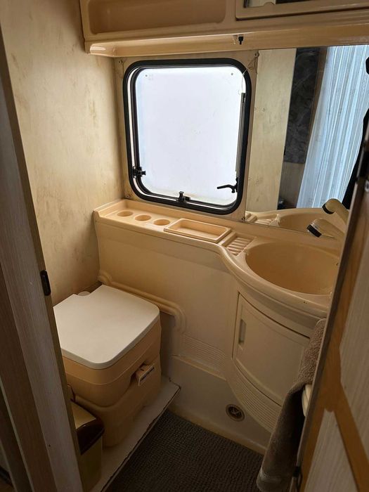 Каравана MUNSTERLAND( MLC) РЕГИСТРИРАНА, 4 спални места, климатик