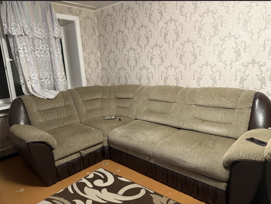 Продам выдвижной диван