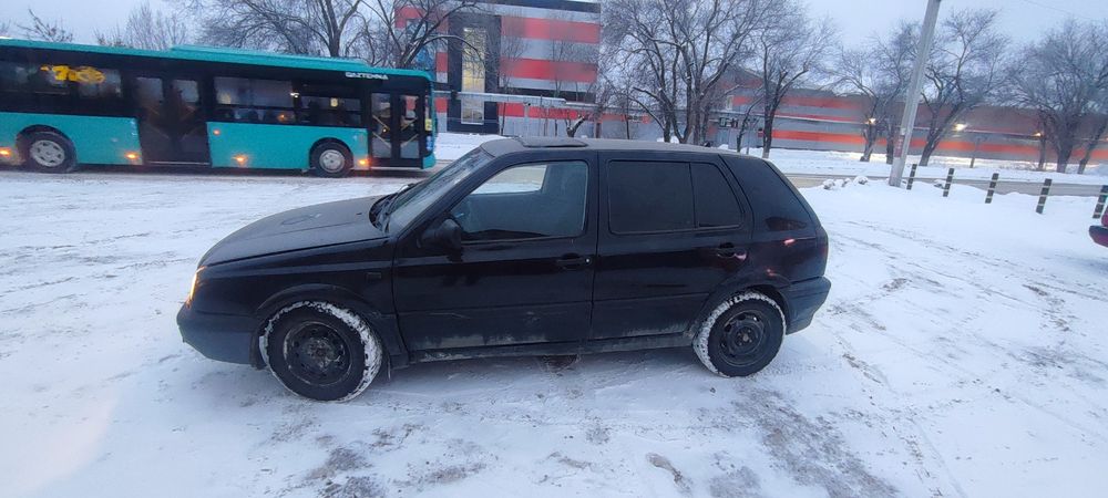 Продам гольф3 газ - бензин