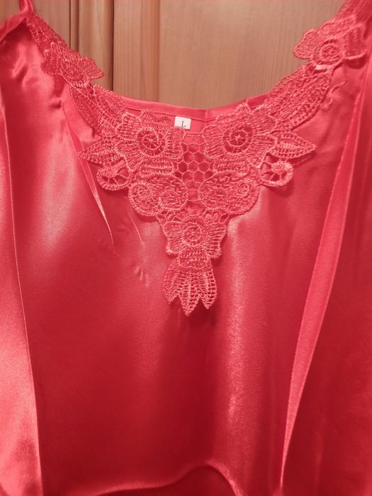 Set nou cămașă de noapte și halat mărimea L