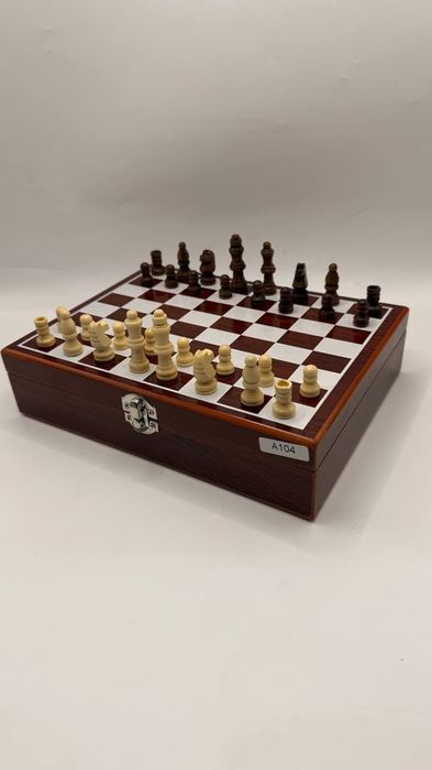 Подарочный мужской набор фляжка и шахматы 7 в 1