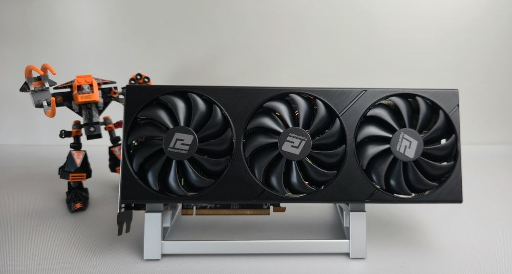 Видео карта Powercolor Fighter RX 6800 16GB GDDR6 AMD Radeon