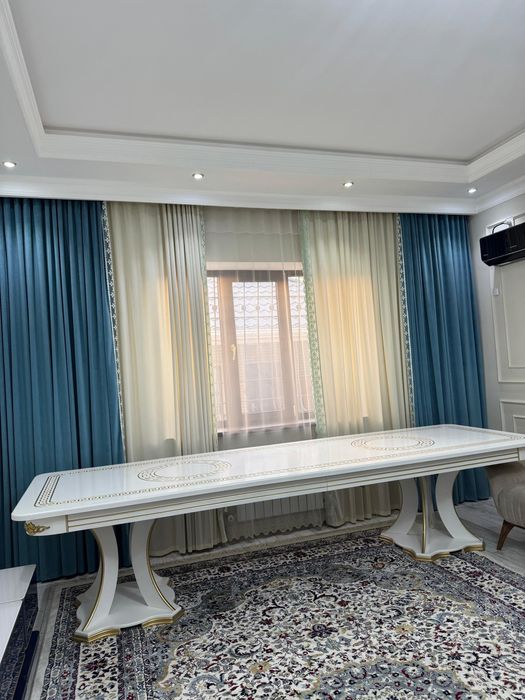 Стол/как новый бу.