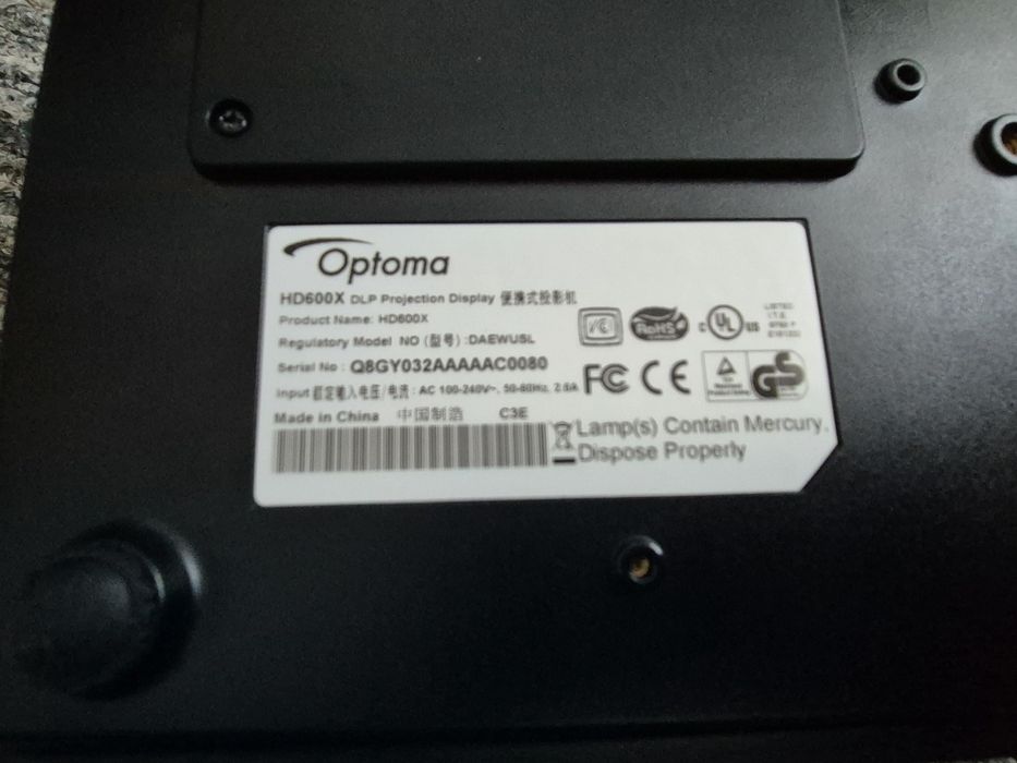 Vand Videoproiector Optoma HD600X HDMI Pachet Complet.