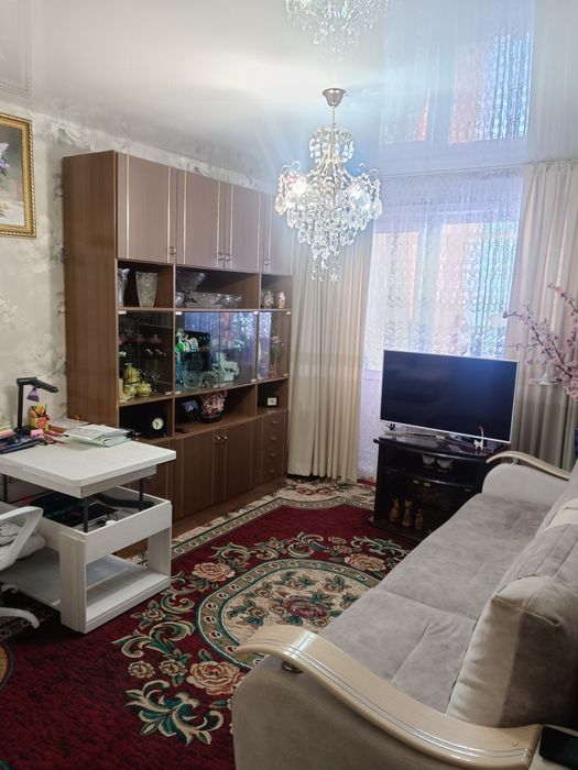 Продам 2 х комн квар. 3-25, 5 этаж.