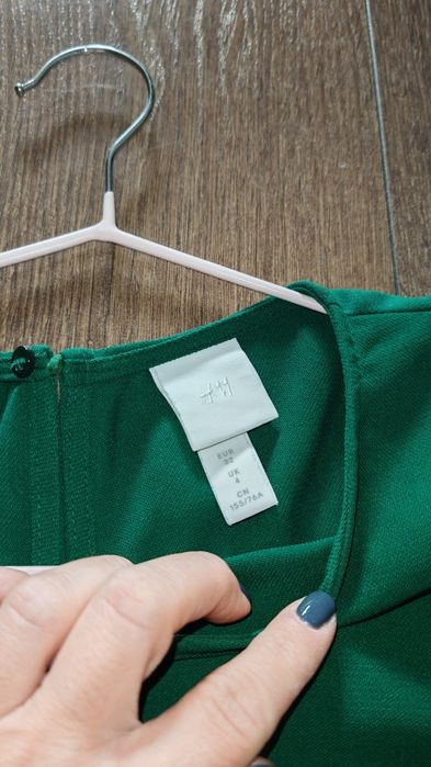 Дамска тъмно зелена рокля