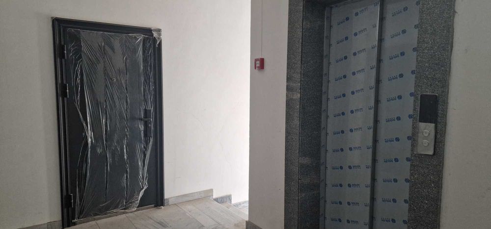 Новостройка квартира сотилади. Янгиҳаёт тумани, 4-Этаж 41 метр квадрат