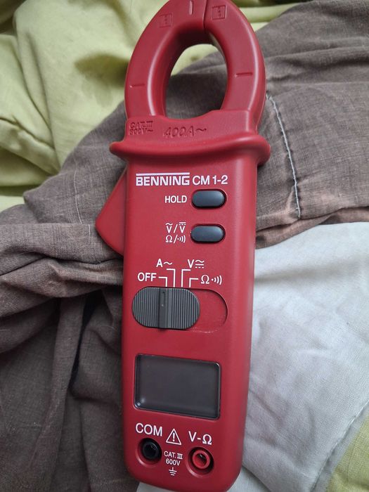 Multimetru Benning CM 1-2  600 v 400A