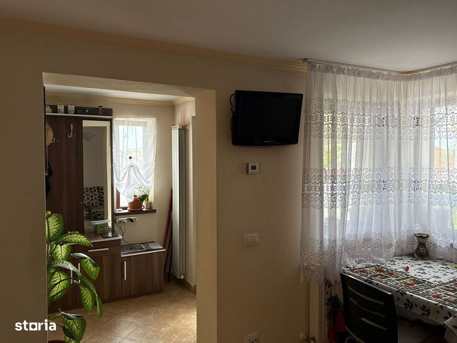 2 Case noi in aceasi curte,CONSTRUCTIE 2020, fundație beton.