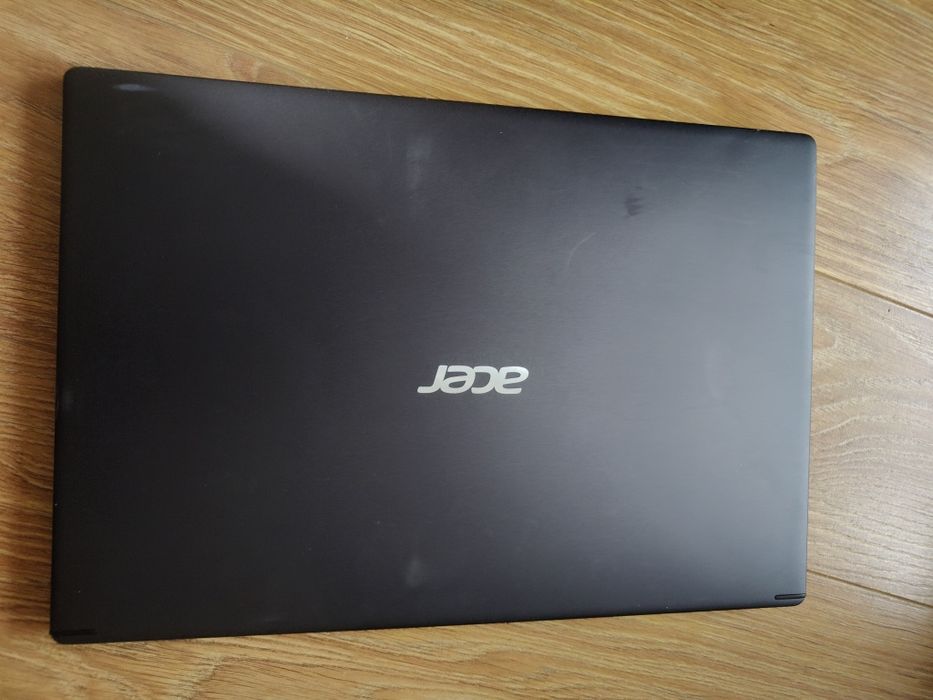 Laptop Acer / i5 gen 10 / ssd 256 / RAM 4 GB /