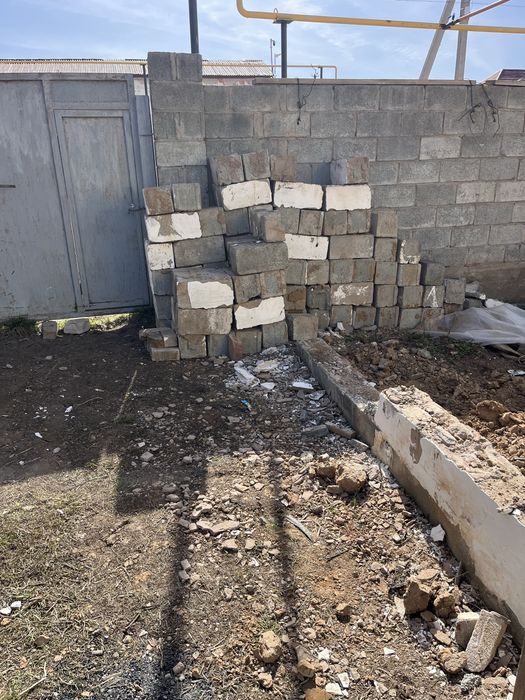 черепица б/у. и пескаблок