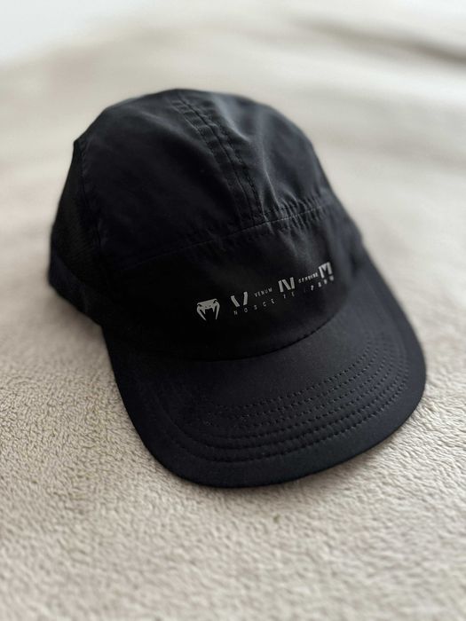 Шапка с козирка Venum UFC