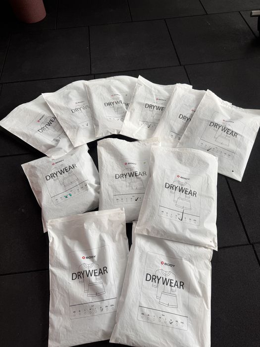 Професионални EMS костюми XBODY –КАТО НОВИ