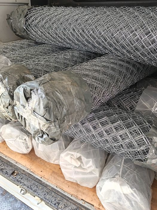 Оградна мрежа от стоманизирана тел