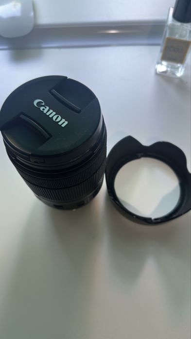 объектив Canon EF-S 18–135mm