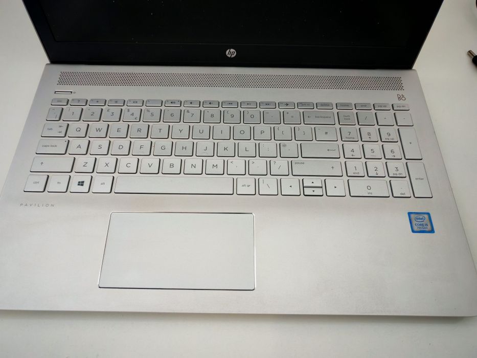 hp pavilion 15 i5 8gb 500Gb