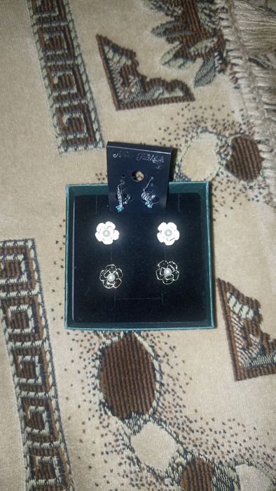 Сережки продам не дорого